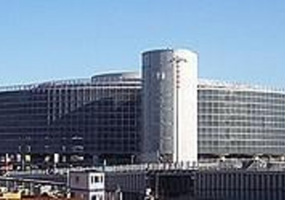 [Translate to english:] Hamburgs größtes Parkhaus eröffnet
